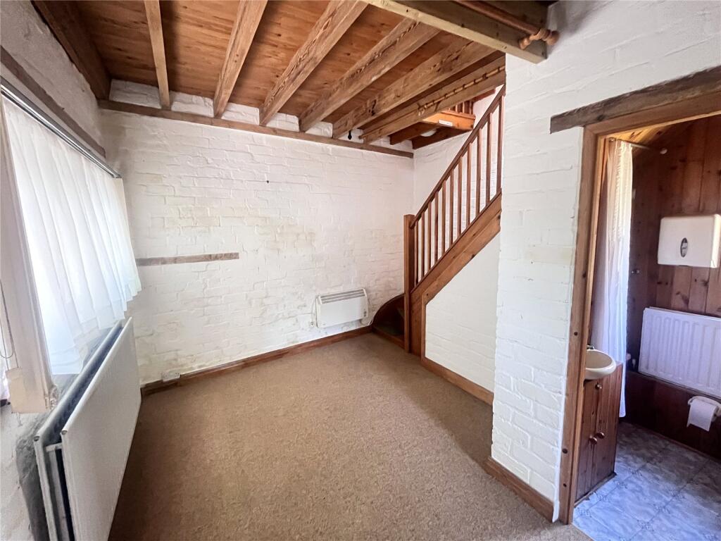 House in Shrewsbury, Sutton Park - More