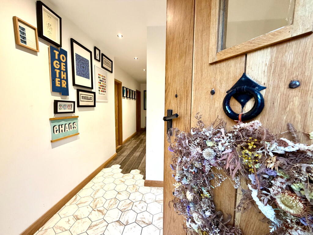 House in Maidstone, Stockbury - More