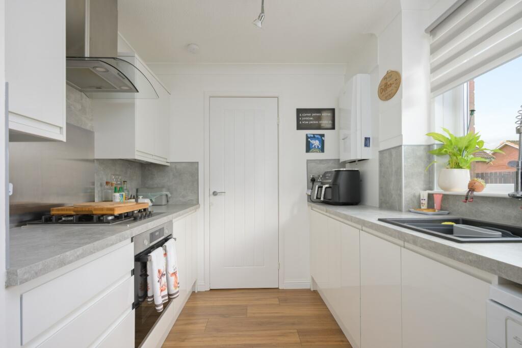 House in Dunfermline, Brucefield, Touch - More
