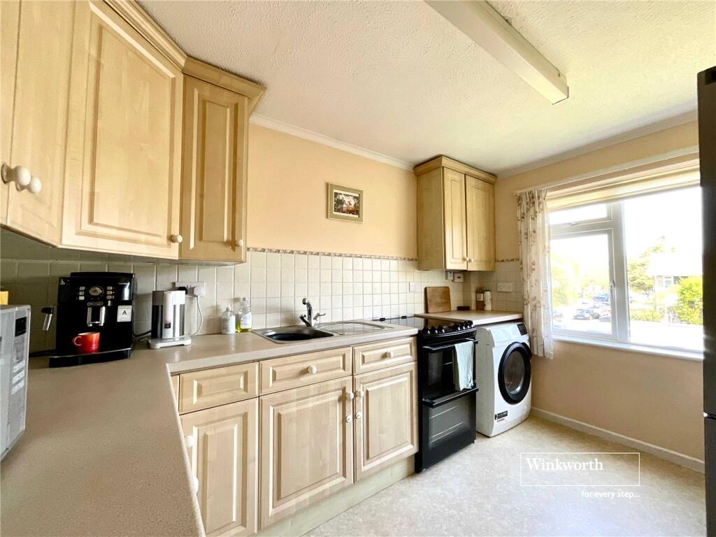 Apartment in Bournemouth - View 3