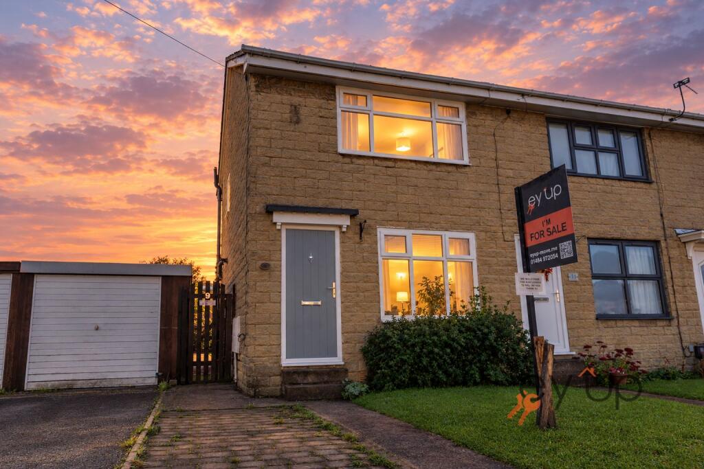 2-bed terraced on Clarence Street, Cleckheaton, BD19, £190,000