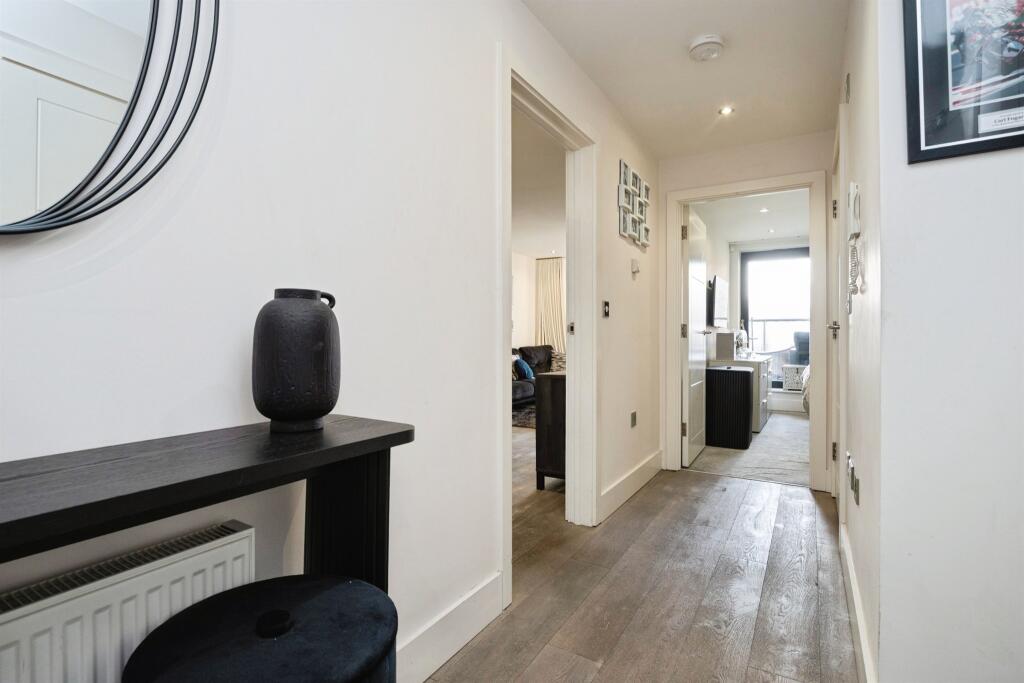 Main image of property: Lyons Crescent, Tonbridge