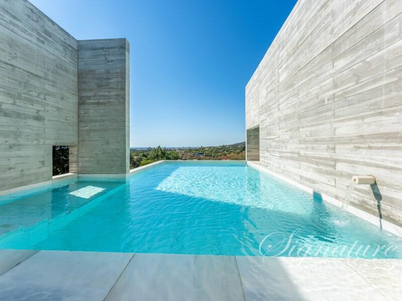Main image of property: Algarve, Santa Bárbara de Nexe