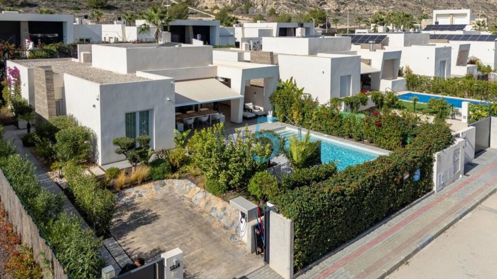 Main image of property: Valencia, Alicante, La Finca Golf