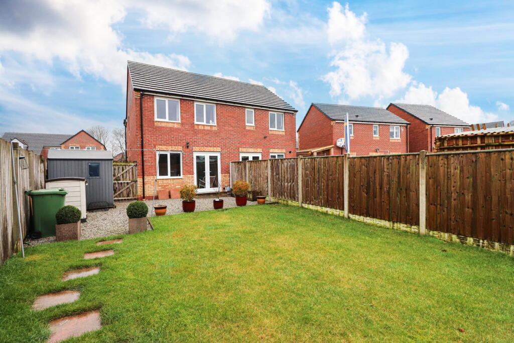 St Michaels Drive, Longtown, Carlisle, CA6 photo 4
