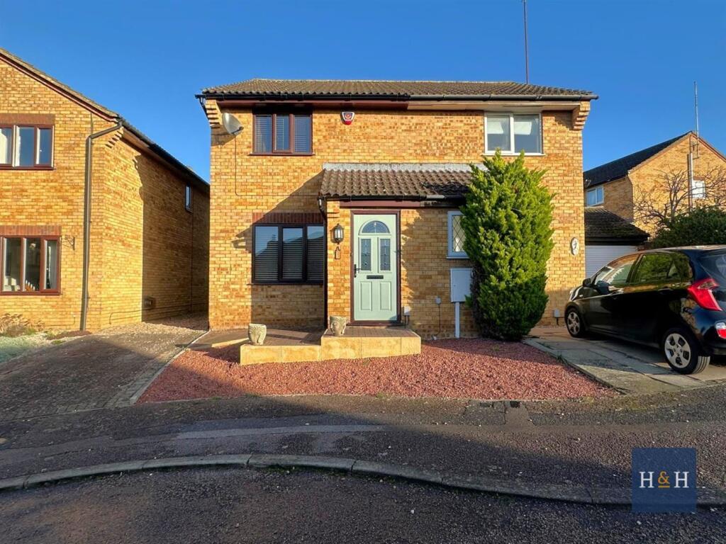Main image of property: CROXDALE CLOSE, KINGSTHORPE - NN2
