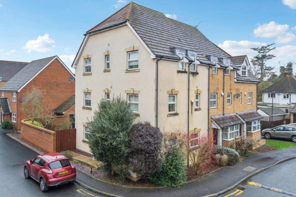 Benjamin Lane, Wexham, Slough, SL3 photo 2