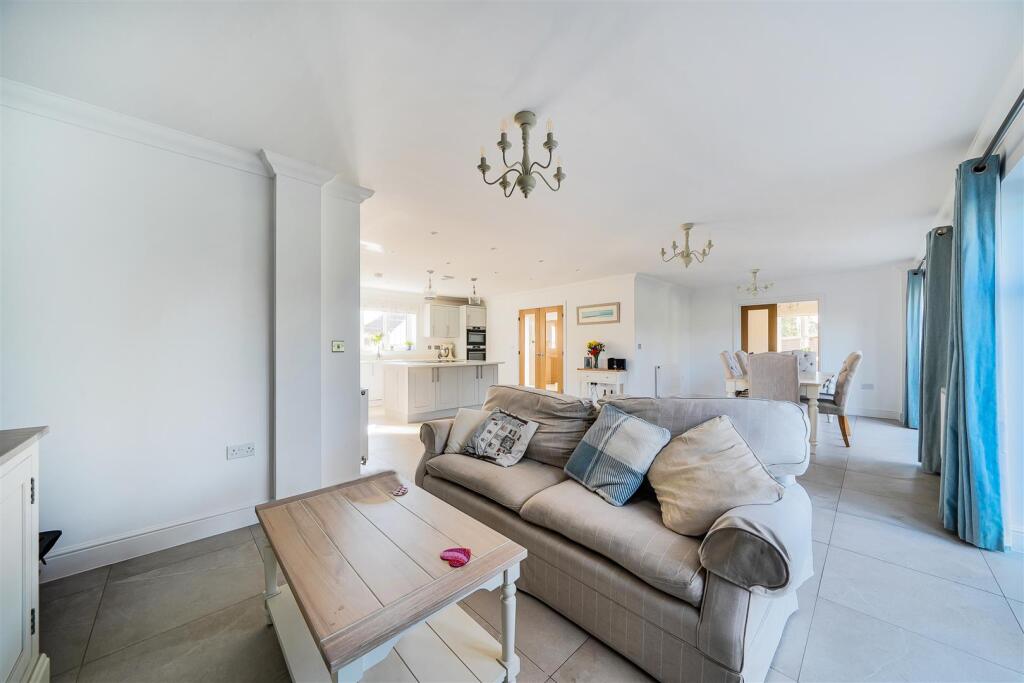 St. Margarets Place, Bethersden, Ashford photo 3