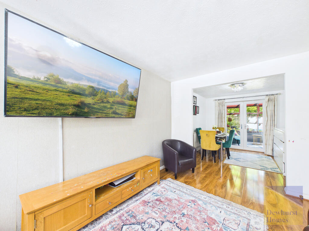 House in Preston, Broughton - More
