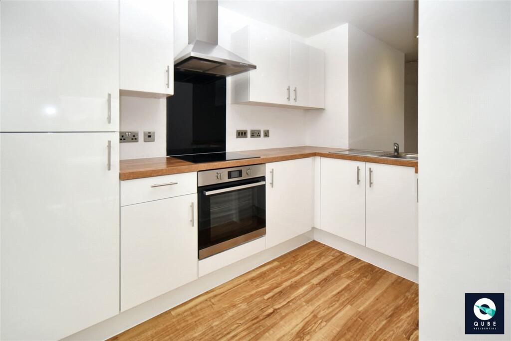 Manchester Waters, 1 Pomona Strand, Old Trafford, Manchester, M16 photo 5
