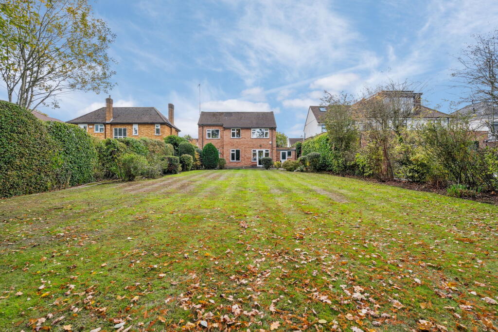 House in Three Rivers, Batchworth - View 2