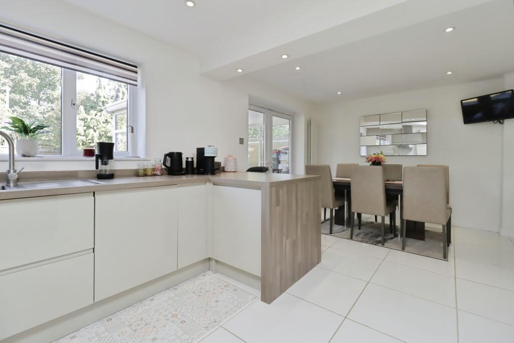 House in Telford, The Rock, Lawley and Overdale - View 3