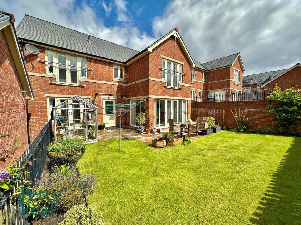 Grenfell Gardens, Colne