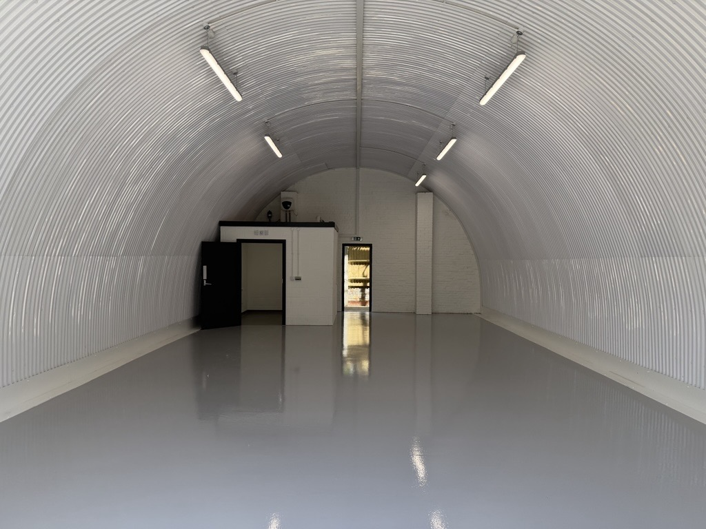 An empty arch with lining