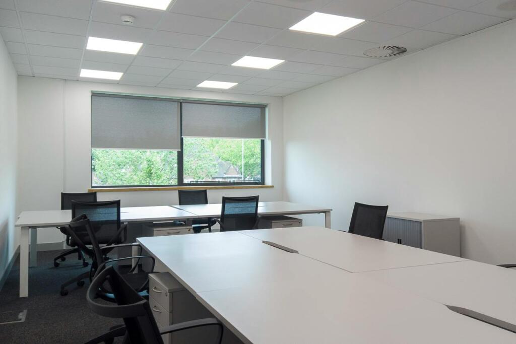 Fitted Office 2