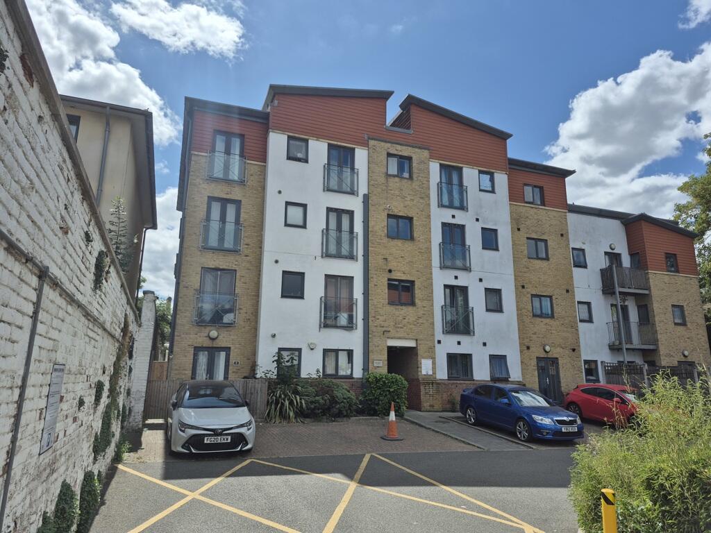 Main image of property: Bluecoats Yard, Knightrider Street, Maidstone, Kent, ME15 6LD