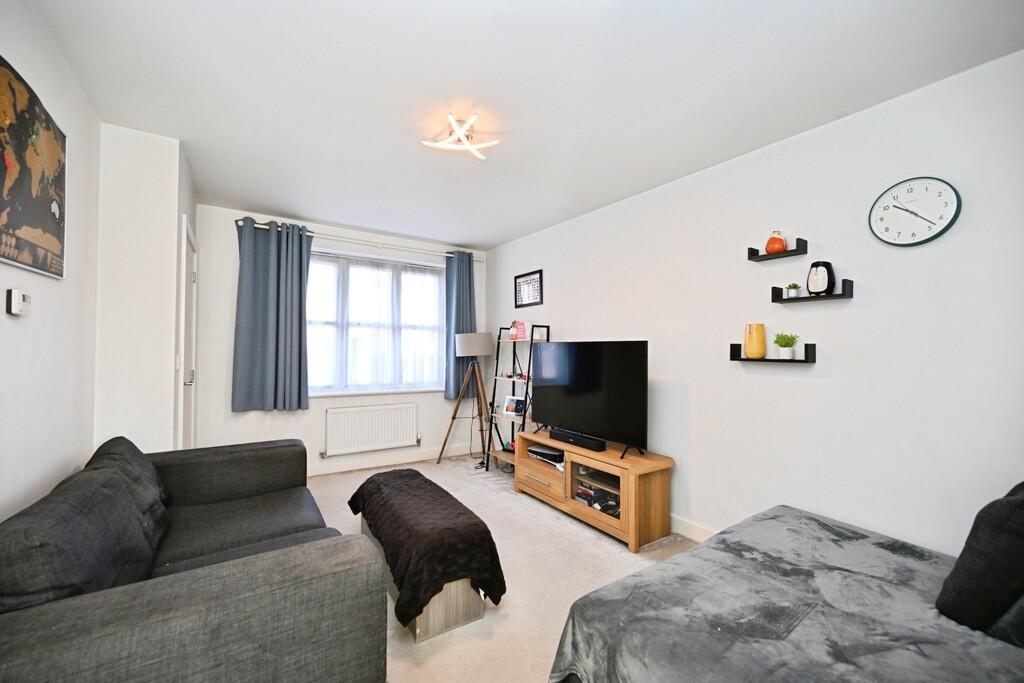 Kerry Hill Drive, Long Lawford, Rugby photo 2