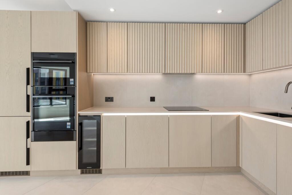 Apartment in London - View 4