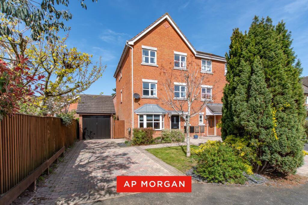 Main image of property: Sedge Drive, Bromsgrove, Worcestershire, B61