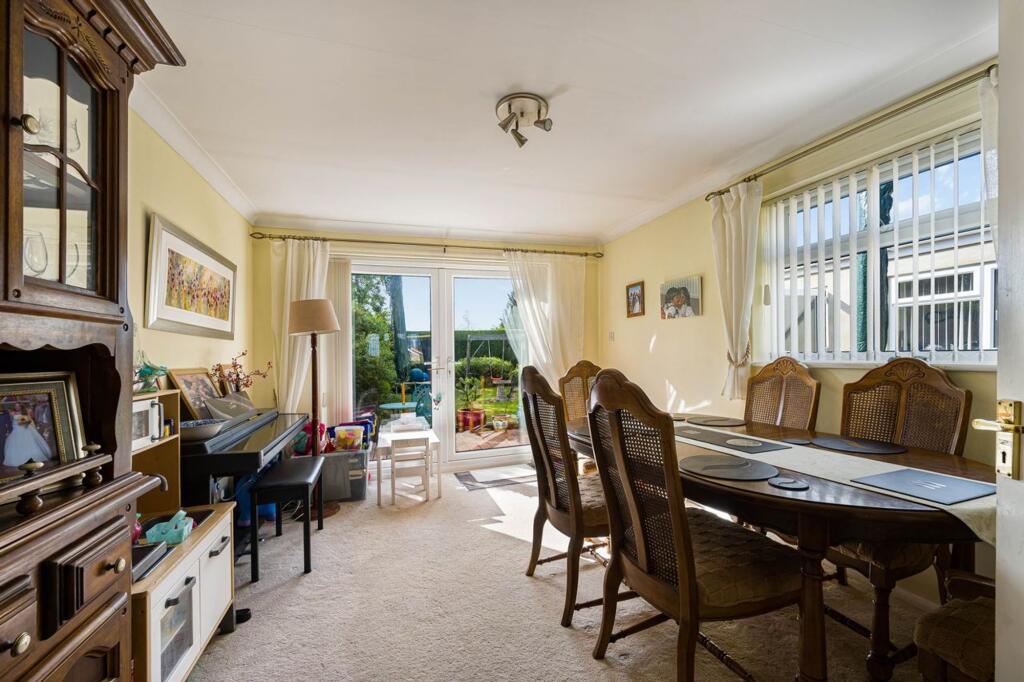 House in Peterborough - View 5