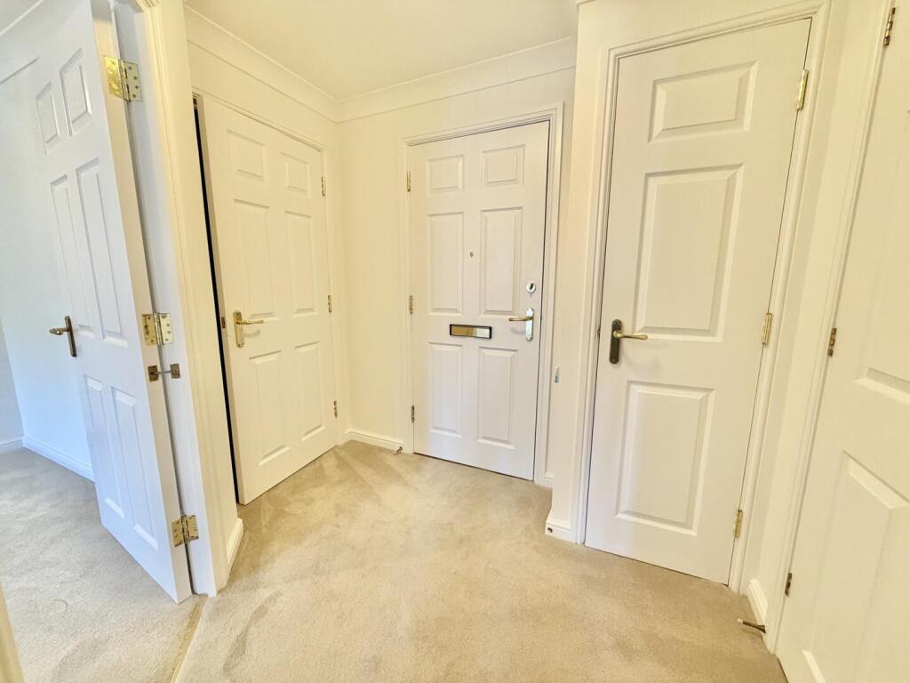 Apartment in Dorchester - More