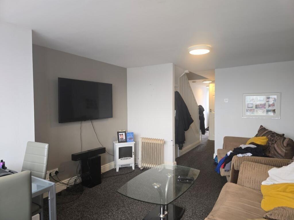Lodge Lane, Lytham St. Annes, Lancashire, FY8 photo 2