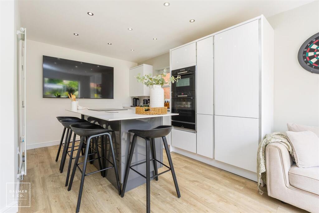 Gadbury Fold, Atherton, M46 photo 2