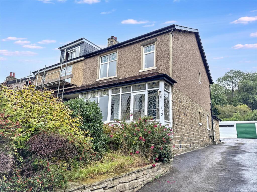 Main image of property: Bradford Road, Riddlesden, Keighley, BD20 5JR