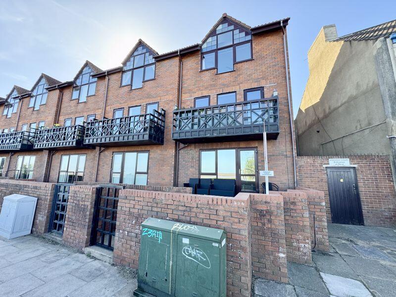 Main image of property: KINGSWAY COURT, CLEETHORPES 