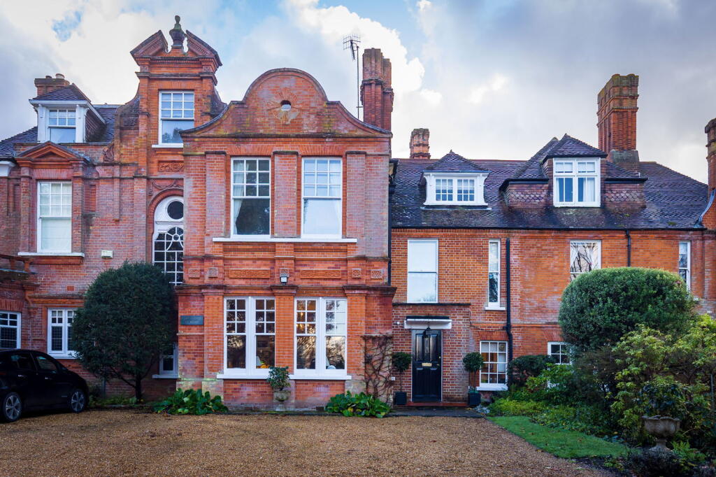 Main image of property: Perry Hill, Worplesdon, Guildford, GU3