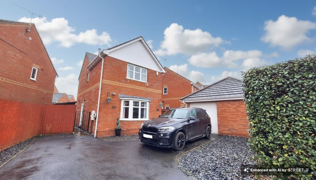 Main image of property: Northbourne Drive, Nuneaton, CV11 4GA