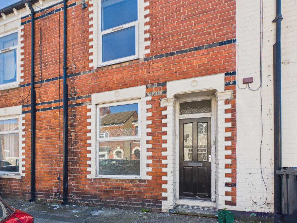 Main image of property: Estcourt Street, Newbridge Road, Hull, HU9
