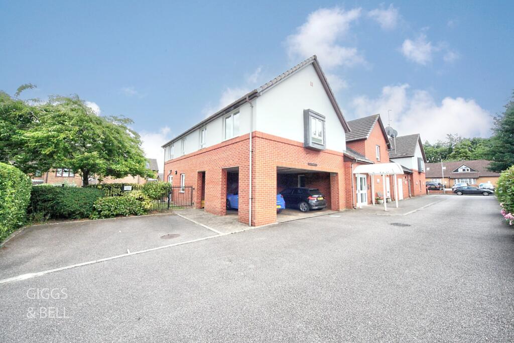 Main image of property: Lucas Gardens, Luton, Bedfordshire, LU3