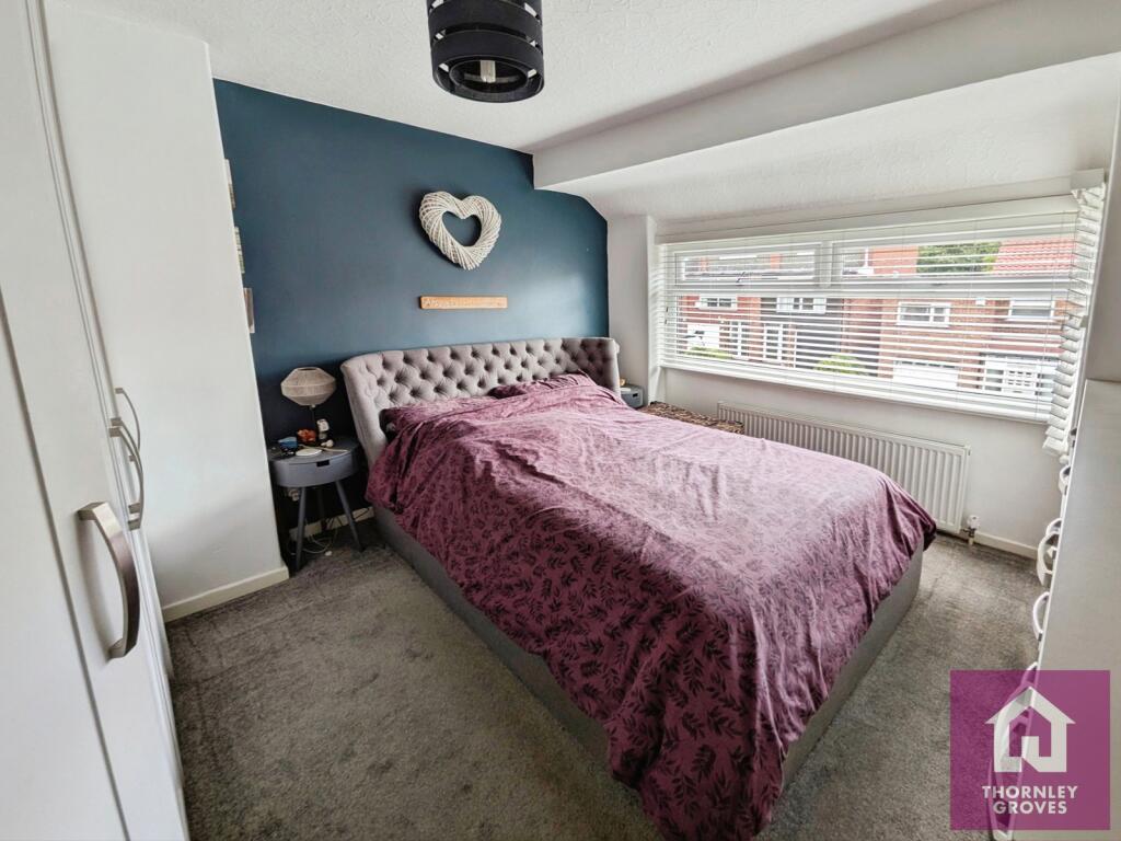 Vendale Avenue, Swinton, M27 - More