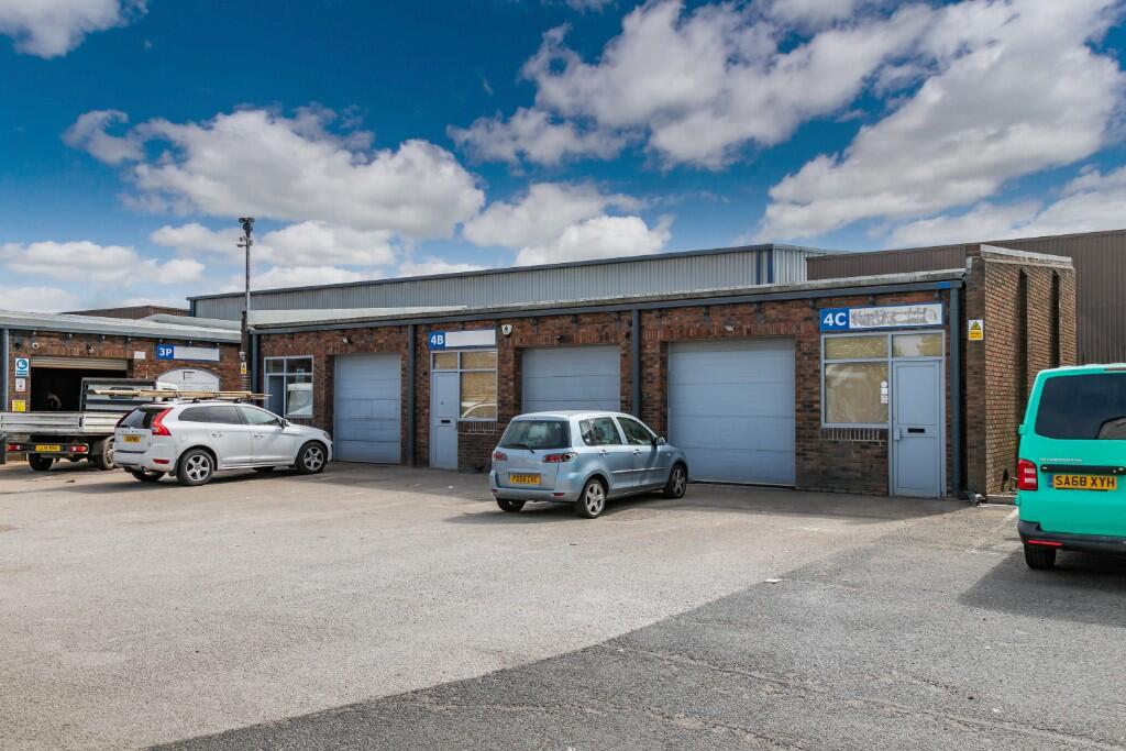 Main image of property: 4B Lake Enterprise Park, Sandall Stones Road, Doncaster, DN3 1QR