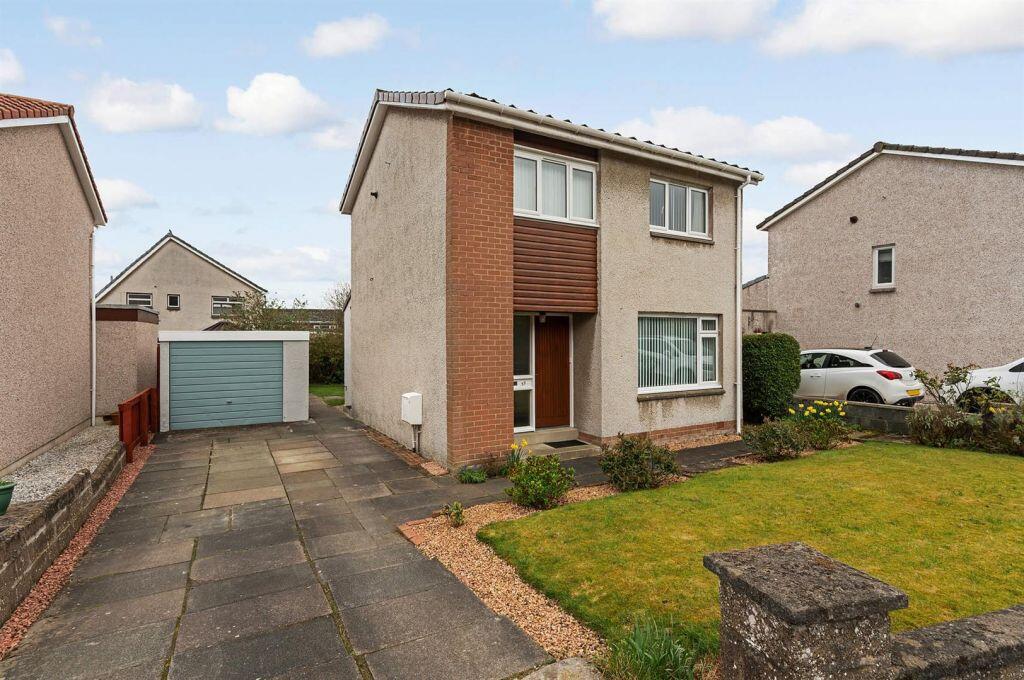 Main image of property: 35 Knowehead Road, Crossford, KY12 8QF