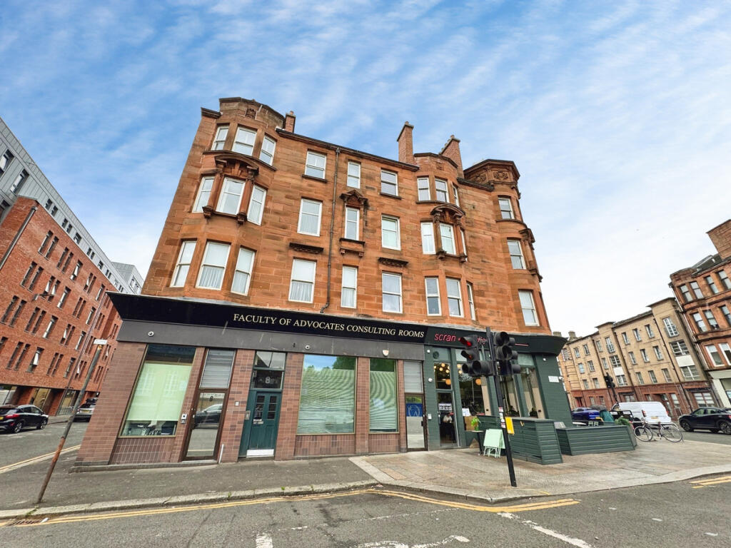 Main image of property: Flat 1/2, 8 Jocelyn Square, Glasgow G1 5JU