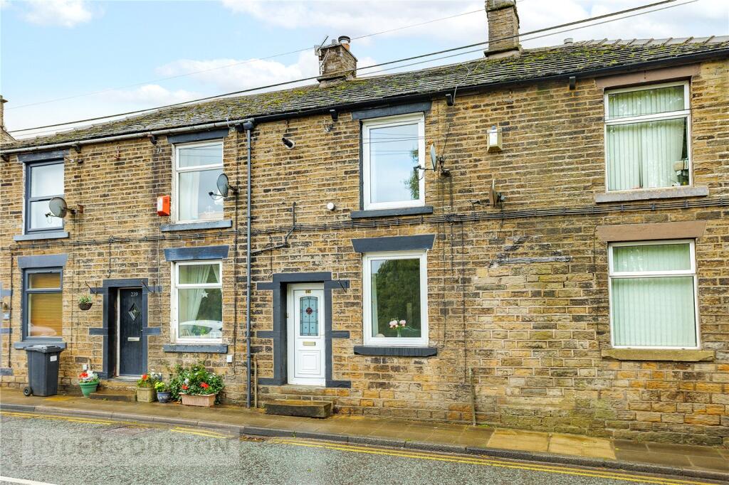 House in Oldham - View 2