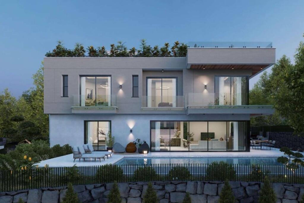 Main image of property: Edremit, Girne