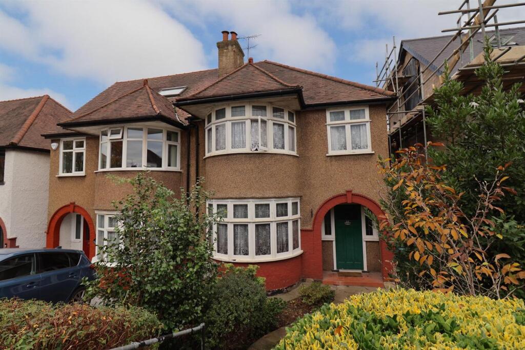 Main image of property: Holders Hill Avenue, Hendon, NW4
