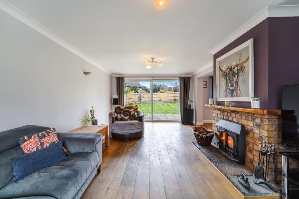 House in Reigate and Banstead, Tadworth - View 5
