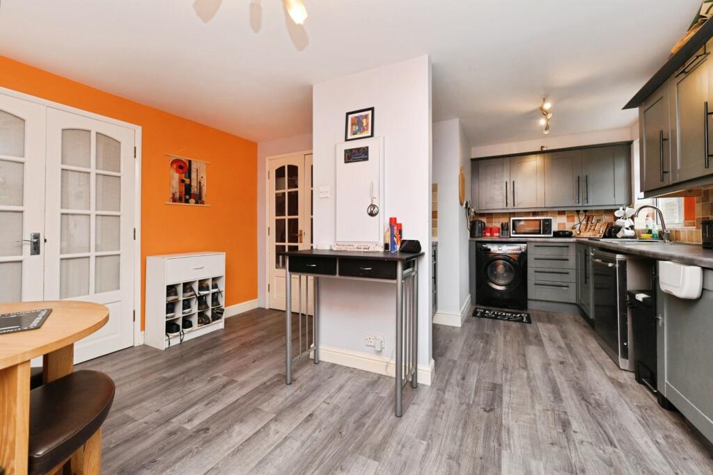 Bronte Road, Witham, Essex, CM8 photo 3