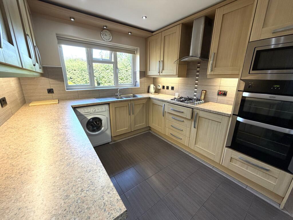 House in Stockport, Offerton - View 5