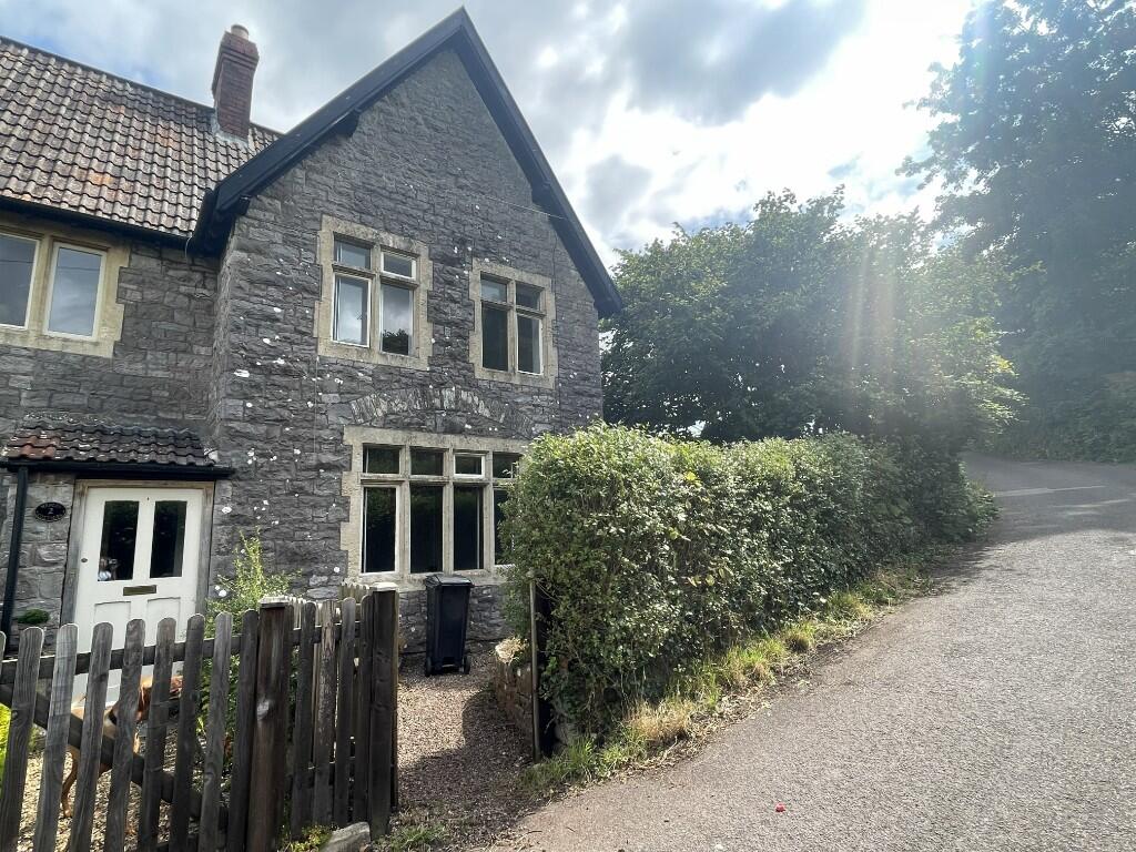 Main image of property: Menlea, BS40
