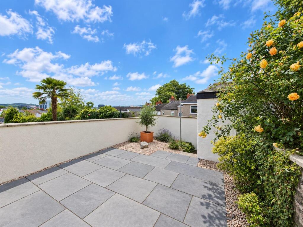 Property photo 11