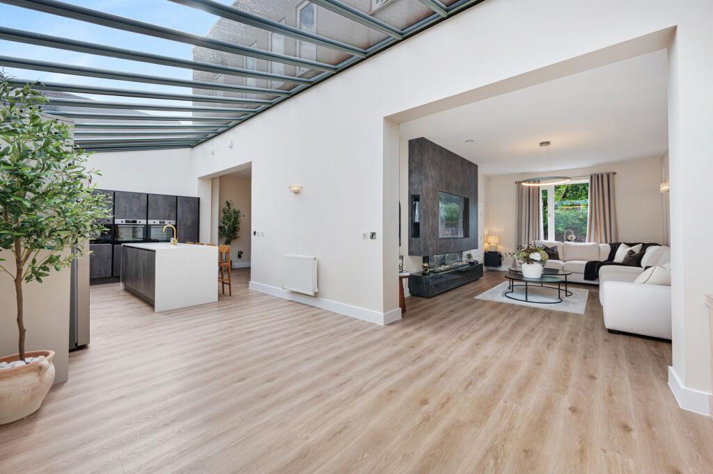 Main image of property: Ellenbrook Road, Worsley, M28