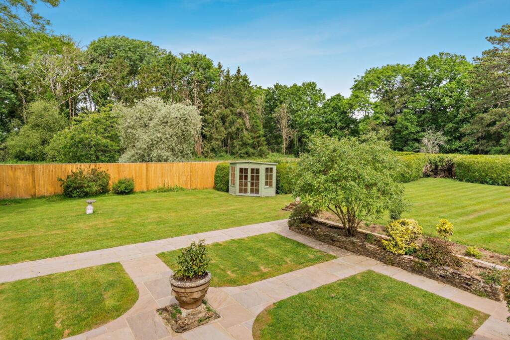Horsham Road, Rowhook, Horsham, West Sussex - More