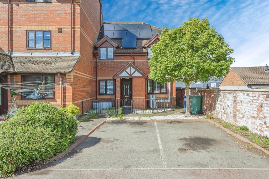 2-bed house on Forge Road, Rugeley, £165,000