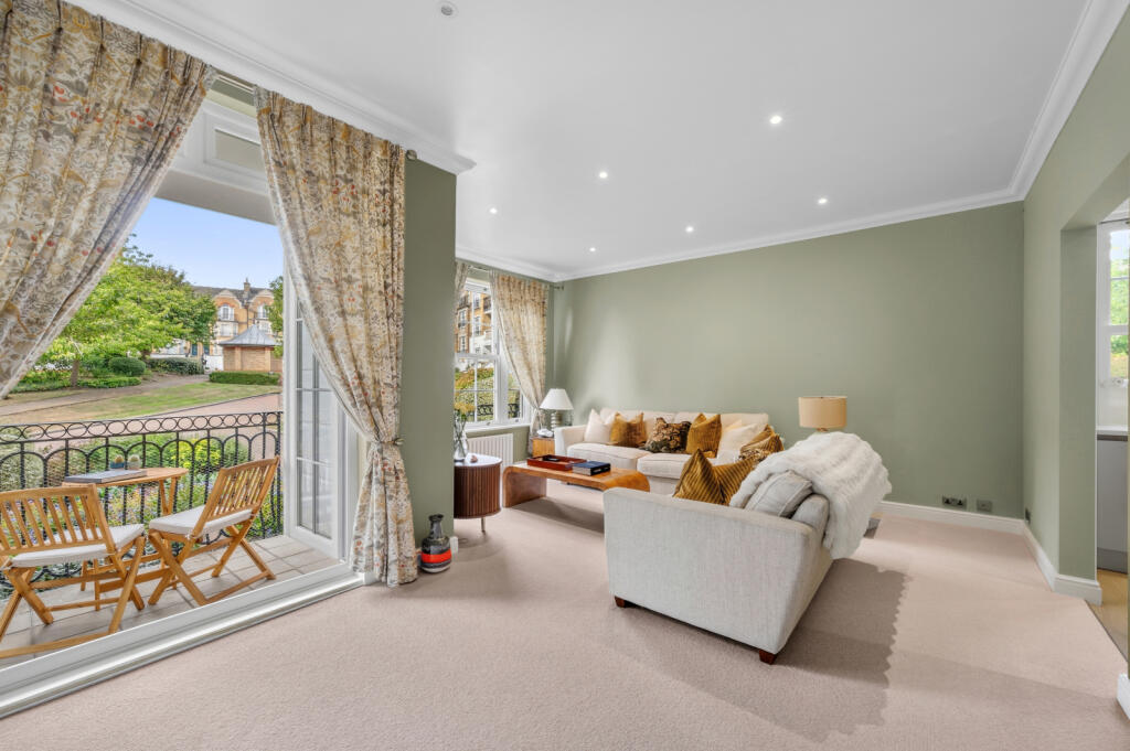 Apartment in London - More