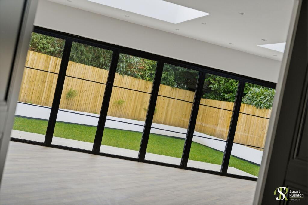 Carrwood Road, Wilmslow, SK9 photo 5